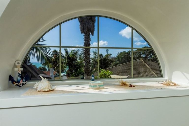 Photo of property in 7a Valley Road, Browns Bay, Auckland, 0630