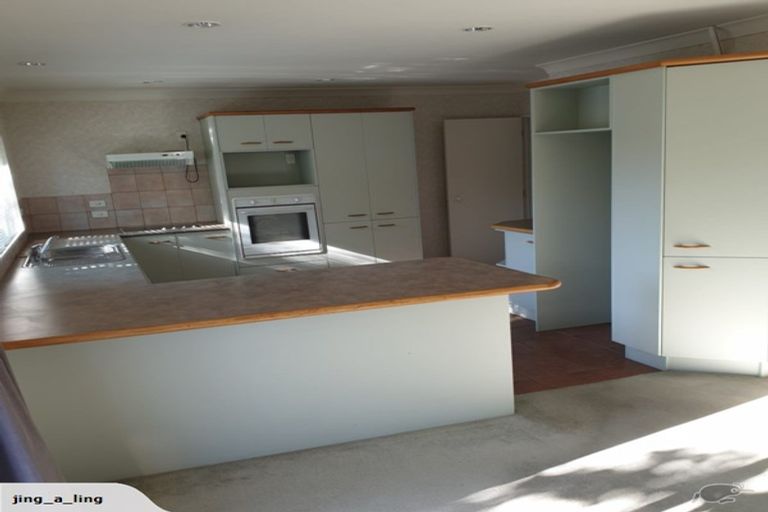 Photo of property in 8 Harvest Court, Paraparaumu, 5032