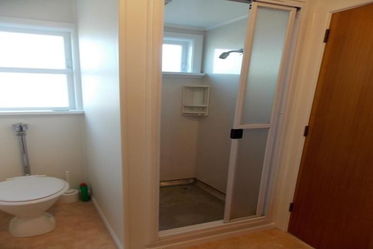 Photo of property in 78 Tauhinu Road, Miramar, Wellington, 6022