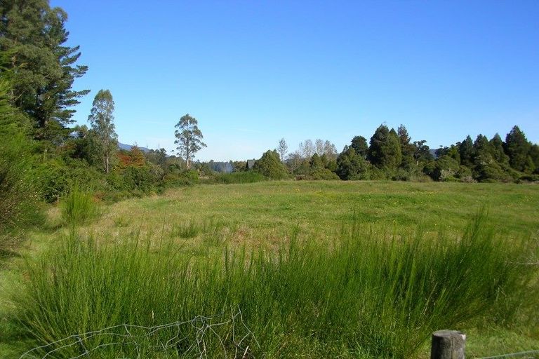 Photo of property in Arnold Road, Moana, 7872