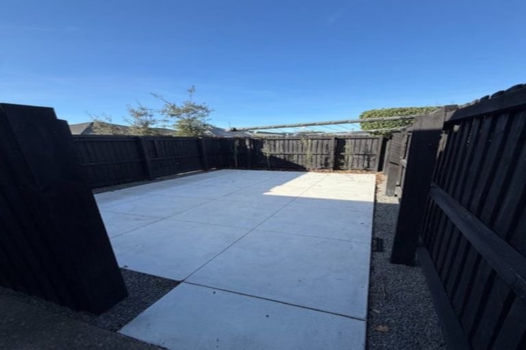 Photo of property in 1/272 Main North Road, Redwood, Christchurch, 8051