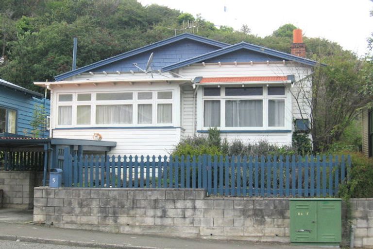 Photo of property in 5 Chaucer Road, Hospital Hill, Napier, 4110