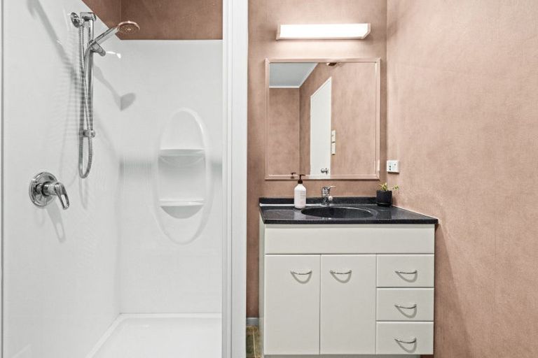 Photo of property in 16a Brookvale Road, Havelock North, 4130