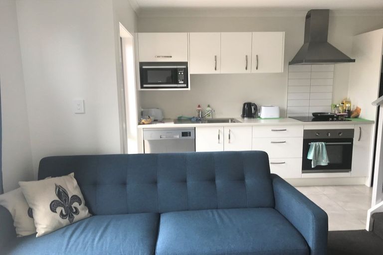 Photo of property in 2/113 Knighton Road, Hillcrest, Hamilton, 3216