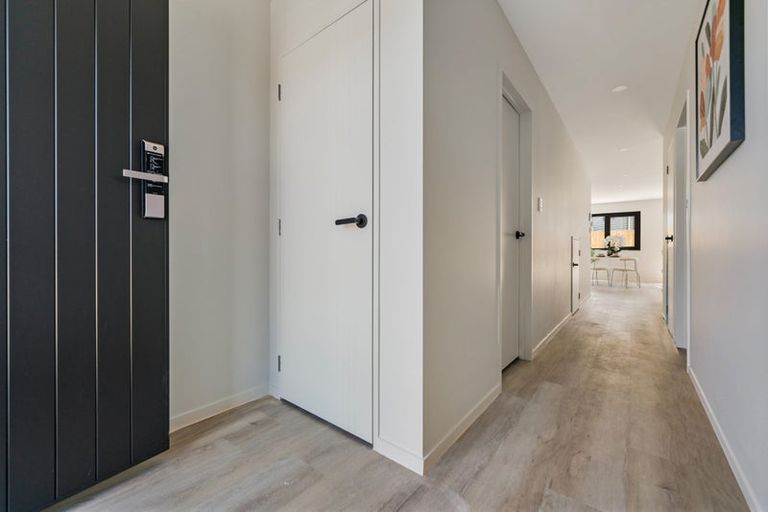 Photo of property in 21 Taukahiwi Road, Pukekohe, 2120