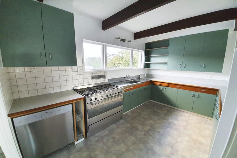 Photo of property in 488 Don Buck Road, Massey, Auckland, 0614