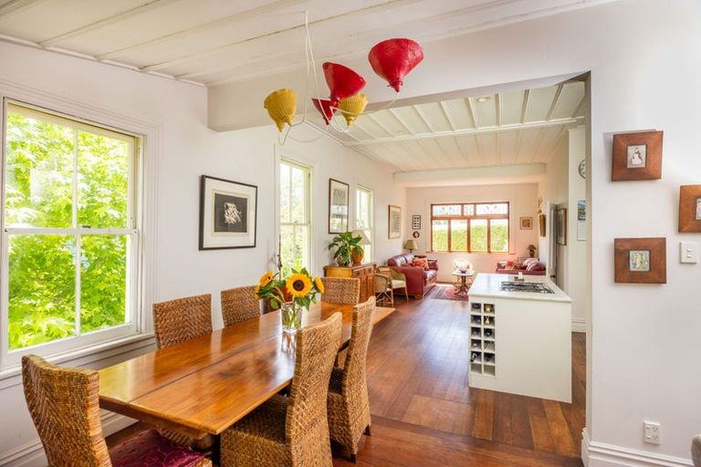 Photo of property in 104 Bassett Road, Remuera, Auckland, 1050