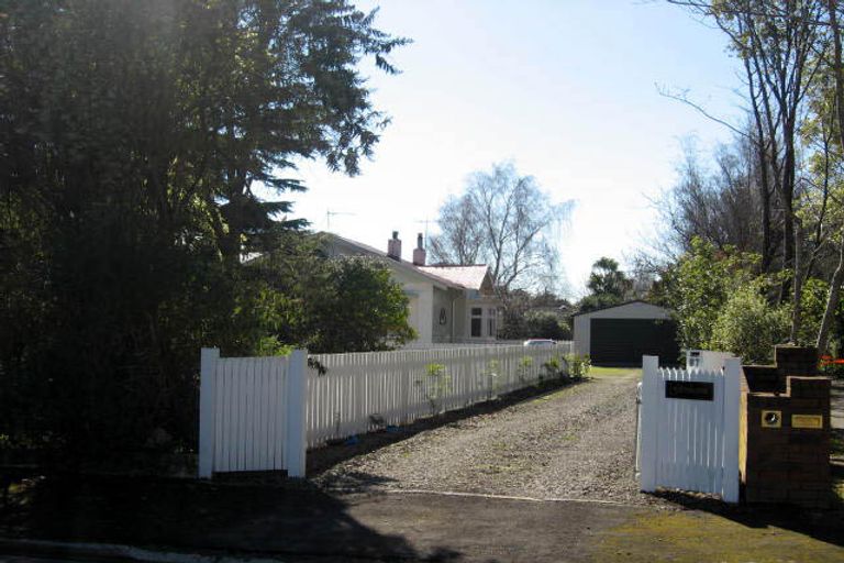 Photo of property in 87 Park Road, Carterton, 5713