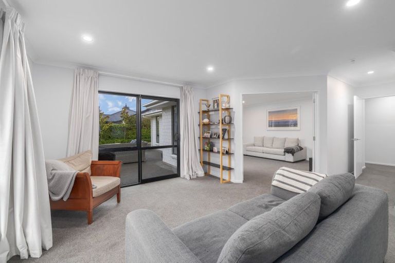 Photo of property in 25 Beak Street, Rolleston, 7615