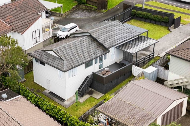 Photo of property in 55 Triangle Road, Massey, Auckland, 0614