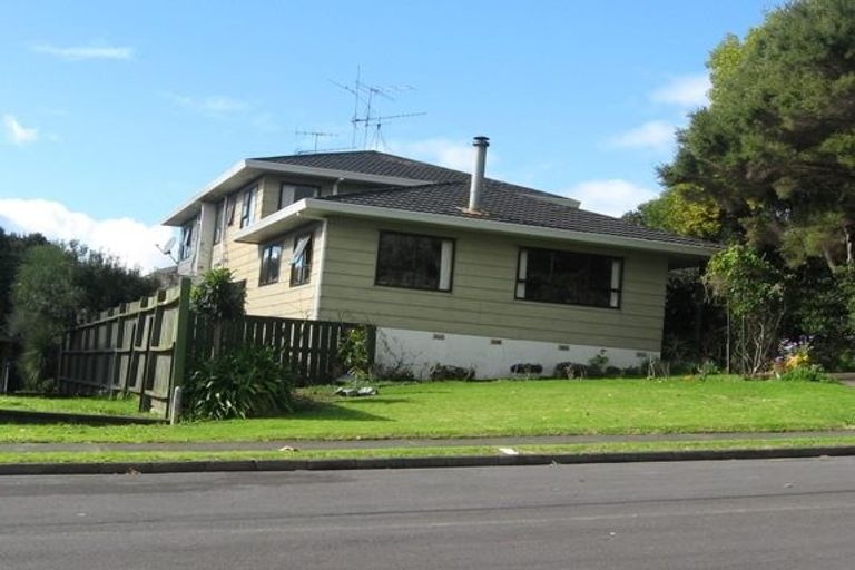 Photo of property in 1/31 Acacia Road, Torbay, Auckland, 0632