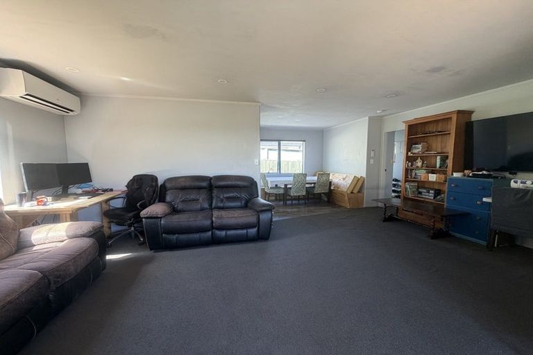 Photo of property in 6 Farrow Way, Welcome Bay, Tauranga, 3112