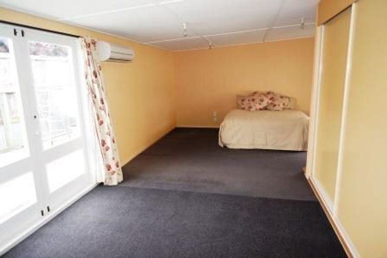 Photo of property in 22 Broadway Avenue, Waikuku Beach, 7473