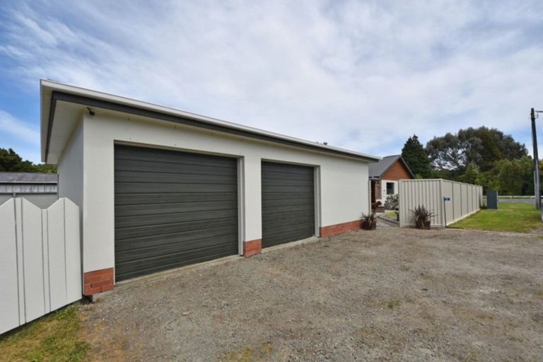 Photo of property in 2 Allan Street, Otatara, Invercargill, 9879