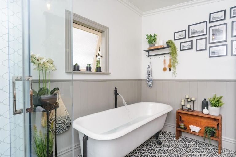 Photo of property in 93 Pukepapa Road, Marton, 4710