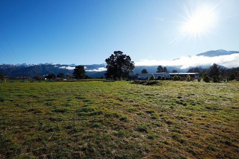 Photo of property in 701 Inland Road, Inland Road, Kaikoura, 7373