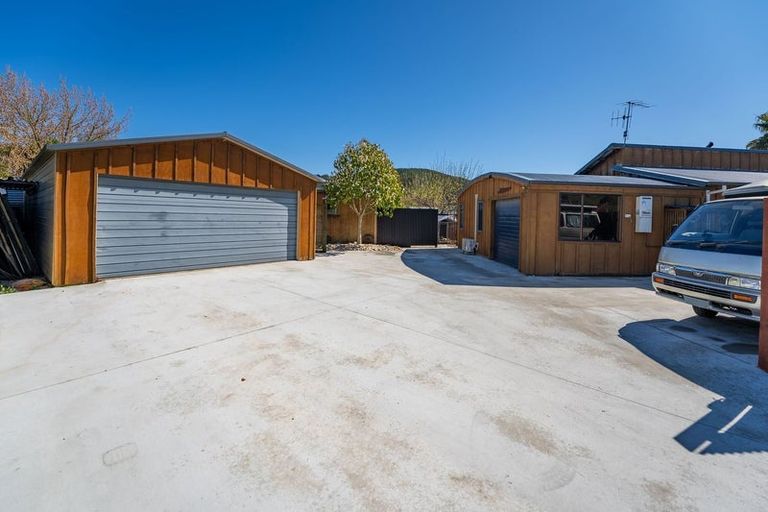 Photo of property in 8 Mayer Crescent, Wakefield, 7025