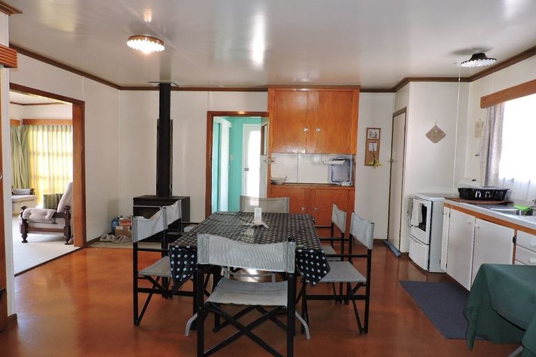 Photo of property in 15 Eames Crescent, Te Mata, Thames, 3575