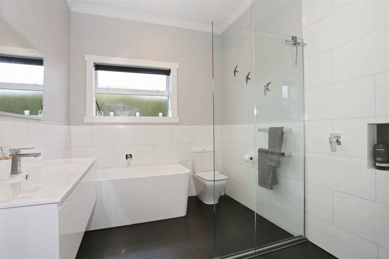 Photo of property in 49 Price Street, Grasmere, Invercargill, 9810