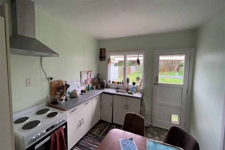 Photo of property in 82-84 Queen Street, Westport, 7825