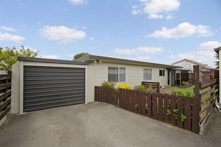 Photo of property in 90b Gloucester Road, Mount Maunganui, 3116