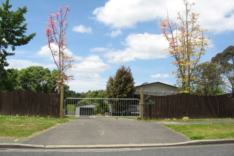 Photo of property in 50 Matua Road, Huapai, Kumeu, 0810