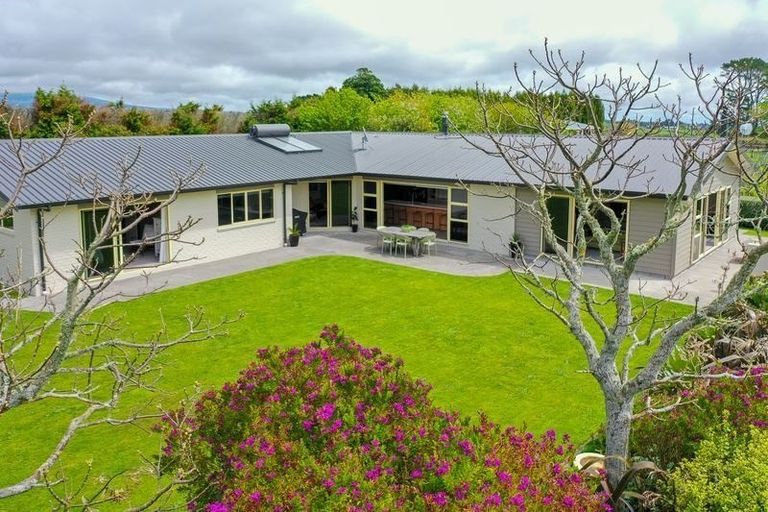Photo of property in 457 Upland Road, Tarurutangi, New Plymouth, 4372