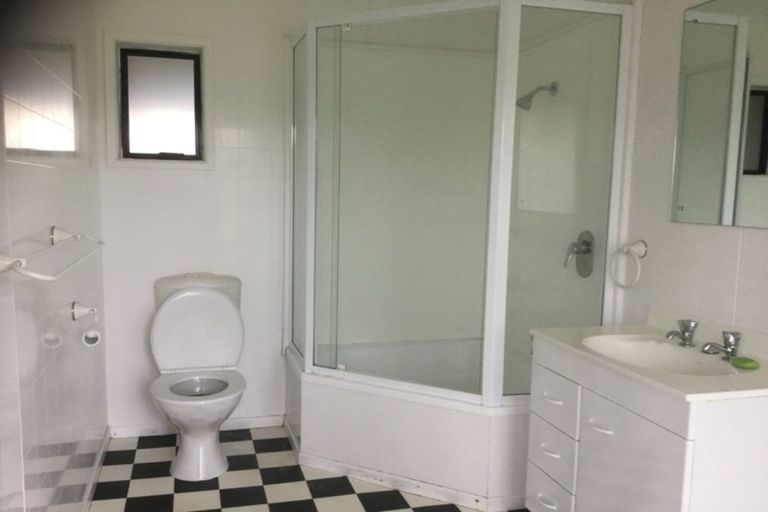 Photo of property in 71 Omarere Road, Martinborough, 5711