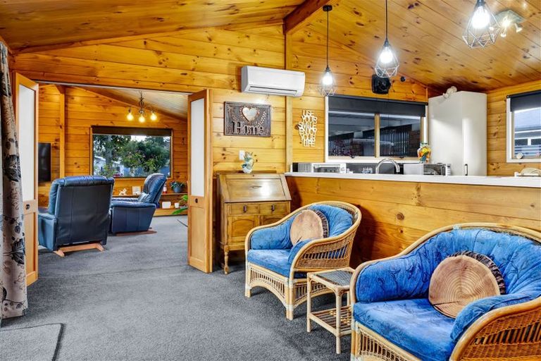 Photo of property in 3 Kowhai Street, Hawera, 4610