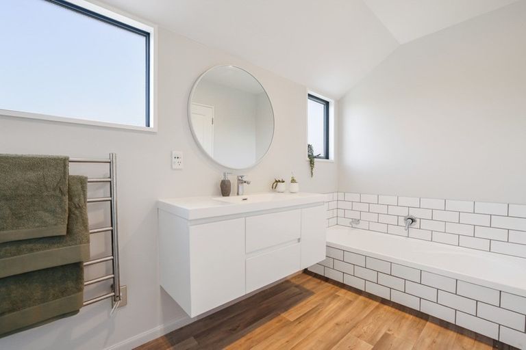 Photo of property in 33a Esperance Street, St Albans, Christchurch, 8052