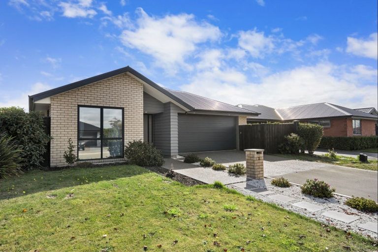 Photo of property in 17 Barcote Lane, Rolleston, 7615