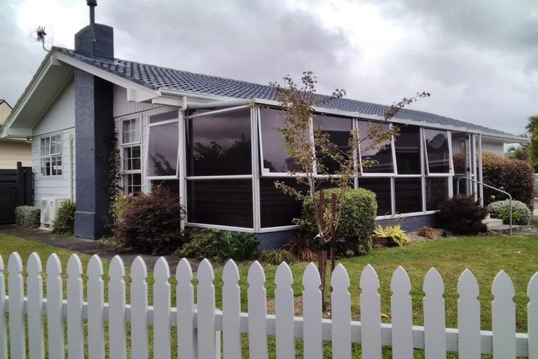 Photo of property in 24 Paradise Place, Milson, Palmerston North, 4414