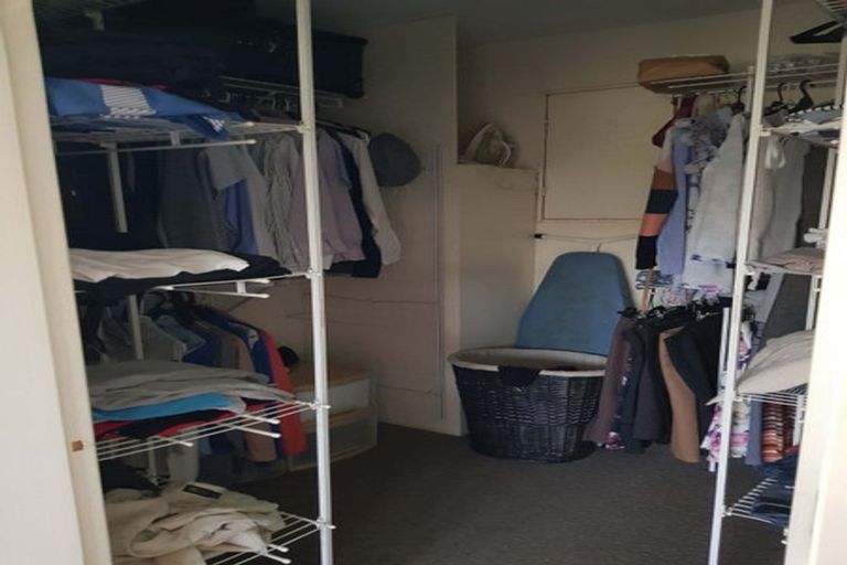 Photo of property in 19 Landsdowne Terrace, Karori, Wellington, 6012