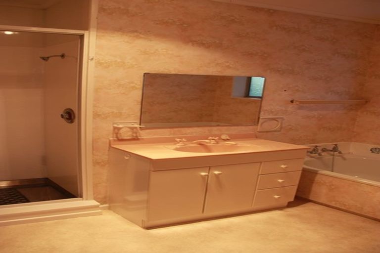 Photo of property in 173c George Street, Stokes Valley, Lower Hutt, 5019