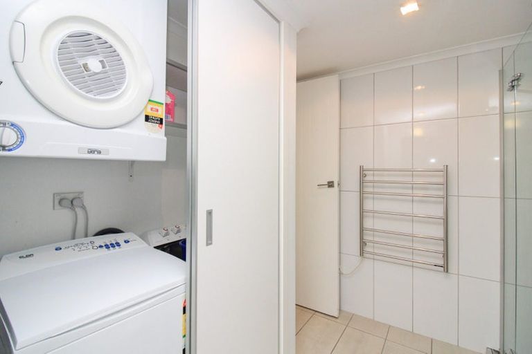 Photo of property in Bellagio Apartments, 4e/39 Taranaki Street, Te Aro, Wellington, 6011