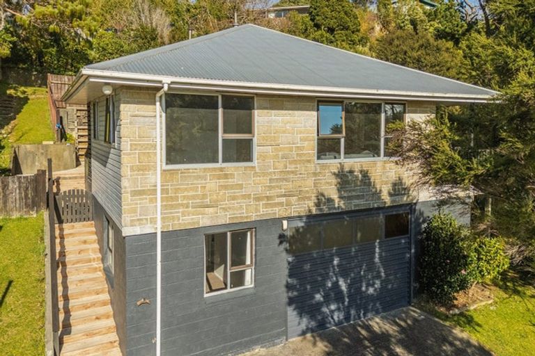 Photo of property in 110 Holborn Drive, Stokes Valley, Lower Hutt, 5019