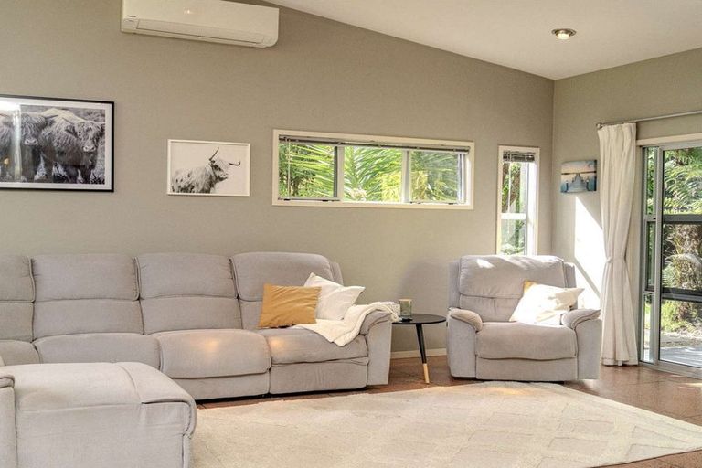 Photo of property in 4 Cochrane Drive, Kerikeri, 0230