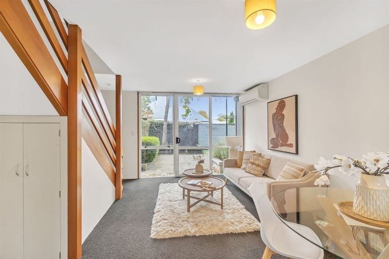 Photo of property in 5/27 Packe Street, Edgeware, Christchurch, 8013