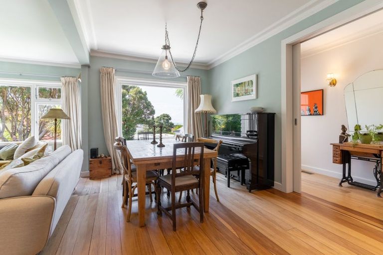 Photo of property in 6 Burnham Street, Seatoun, Wellington, 6022