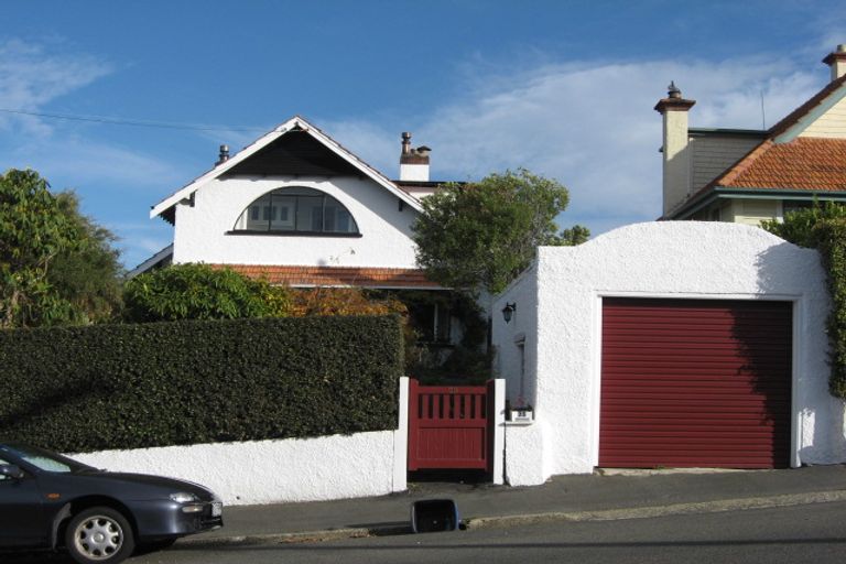 Photo of property in 25 Drivers Road, Maori Hill, Dunedin, 9010