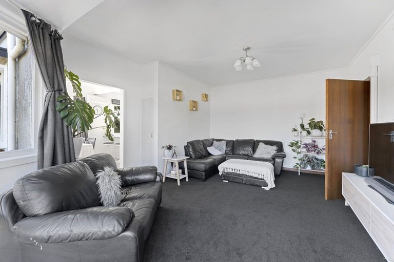 Photo of property in 13 Konini Street, Inglewood, 4330