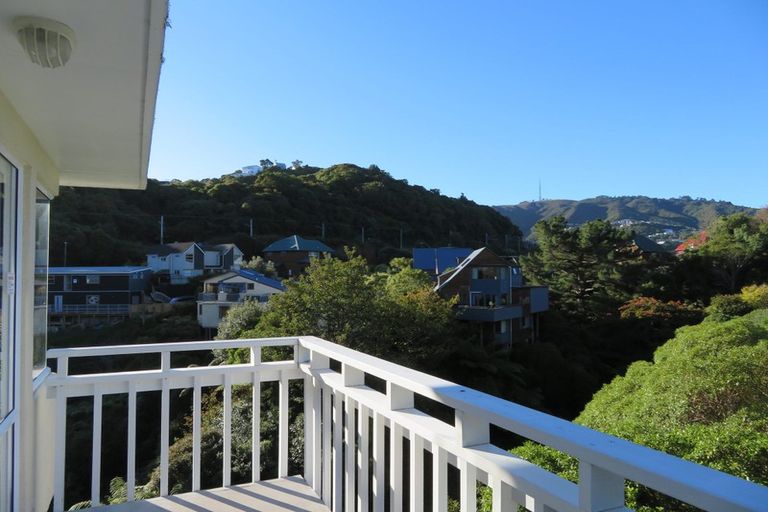 Photo of property in 4a Jacobsen Lane, Ngaio, Wellington, 6035