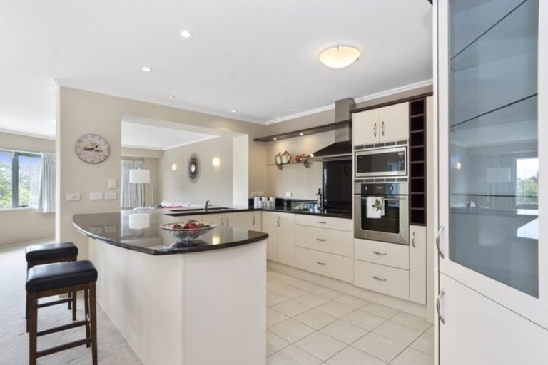 Photo of property in 4/15 Sixth Avenue, Tauranga, 3110