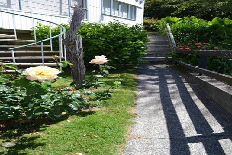 Photo of property in 2/22 Alberta Street, Acacia Bay, Taupo, 3330