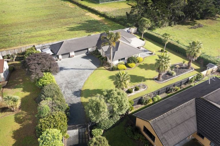 Photo of property in 114 Butcher Road, Pukekohe, 2120