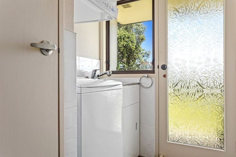 Photo of property in 1 Tirotiro Rise, Whakatane, 3120