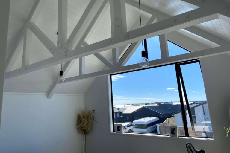 Photo of property in 14 Pimelea Street, Papamoa Beach, Papamoa, 3118