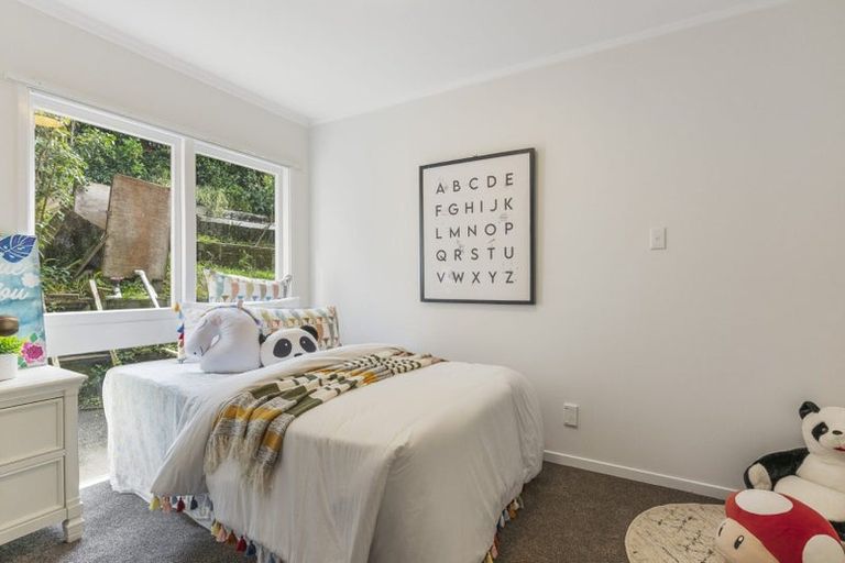 Photo of property in 35 Gretel Place, Hillcrest, Auckland, 0627
