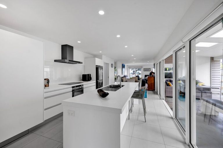 Photo of property in 16 Egmont Street, Patea, 4520