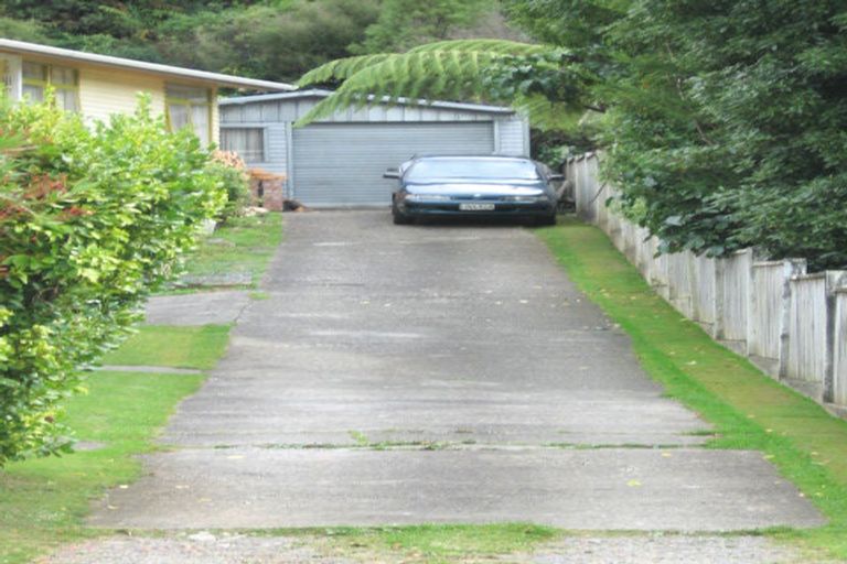 Photo of property in 1/14 Jocelyn Crescent, Pinehaven, Upper Hutt, 5019